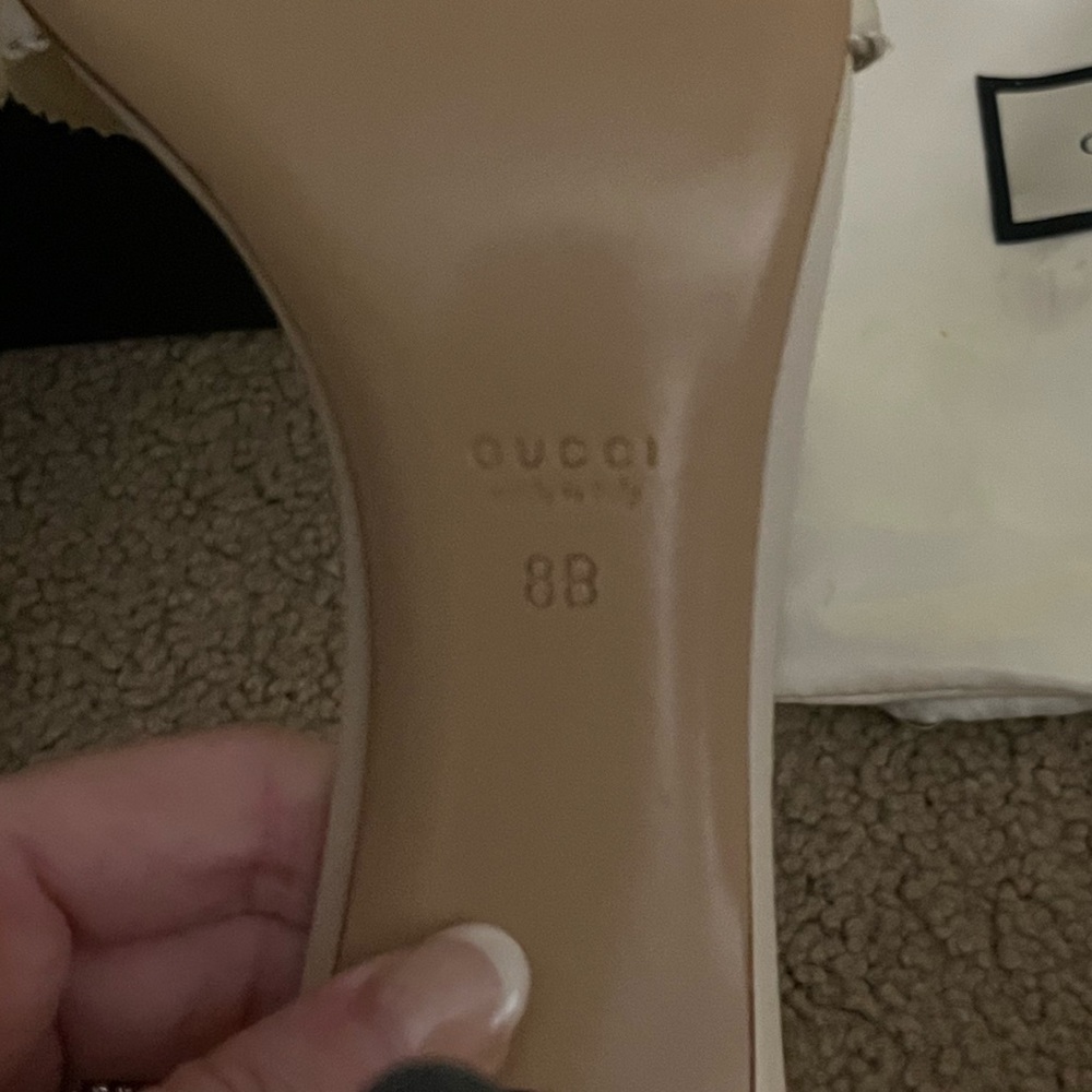 Brand new Vintage Gucci Women's Cream Mules with Logo Detail - Picture 4 of 7